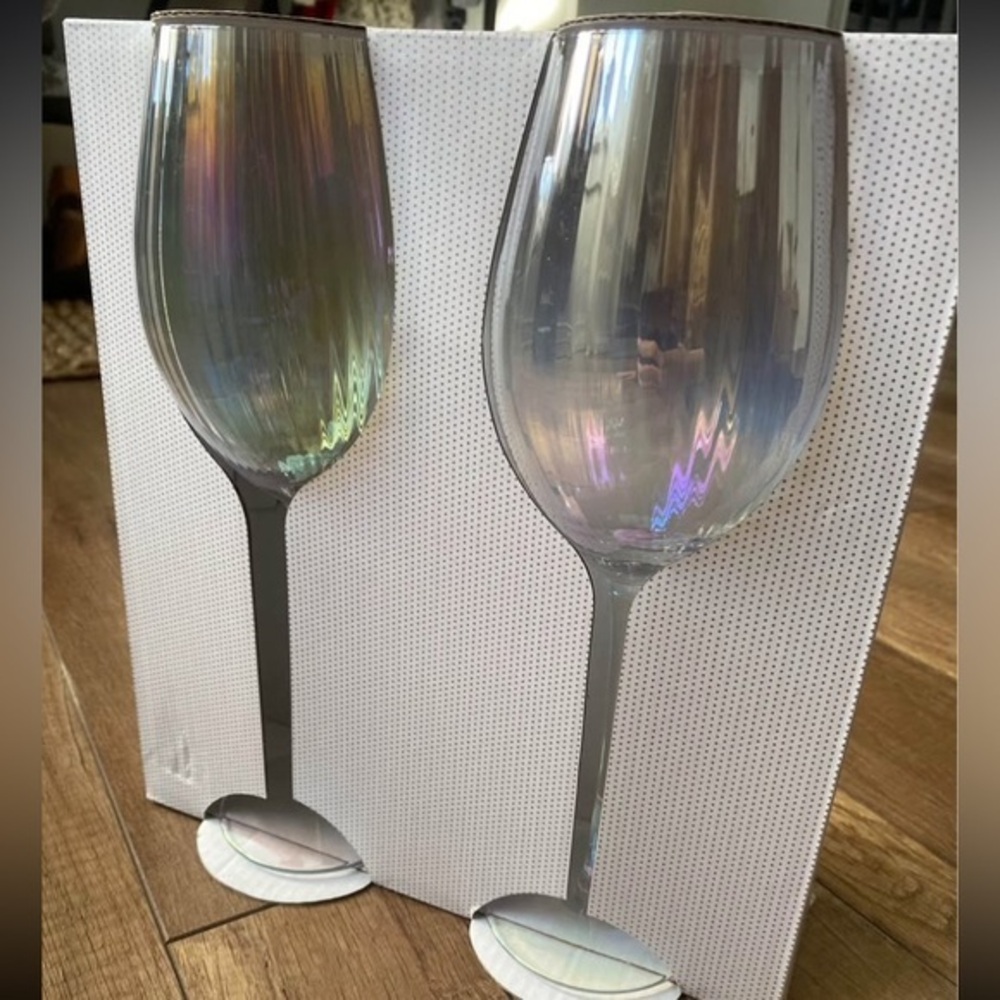Large iridescent cupcakes & cashmere wine glasses 620ml set of 2 brand new